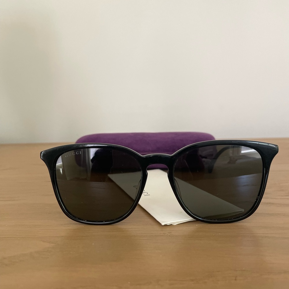 Gucci Black Sunglasses